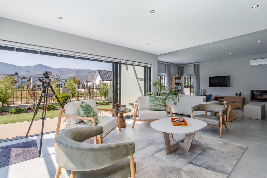 4 Bedroom Property for Sale in Val De Vie Estate Western Cape